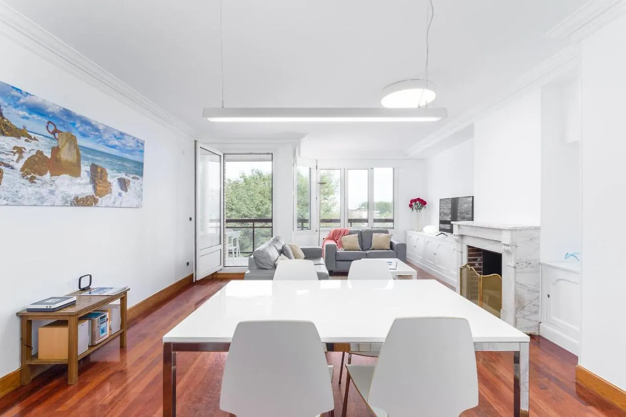 Always Easy I Pio Baroja Apartment San Sebastian